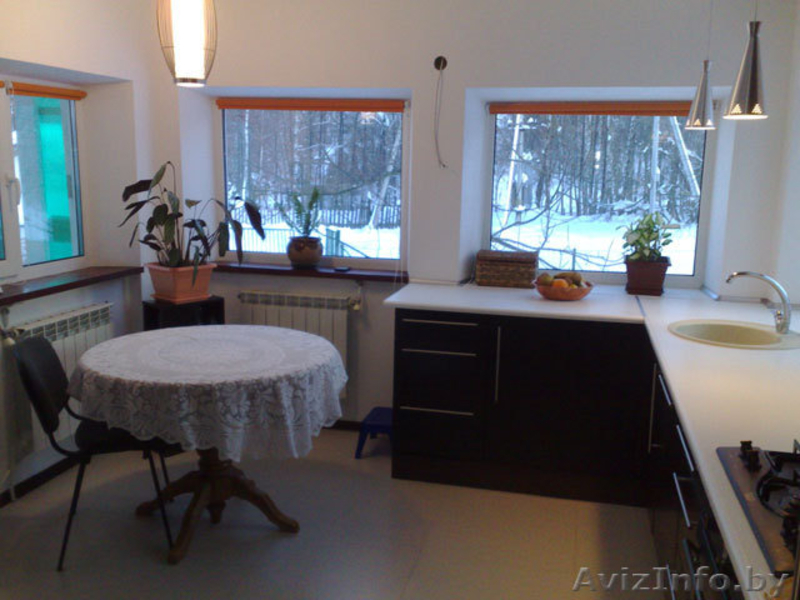 Продам загородный дом 160 кв.м со всеми коммуникациями и дизайн. евроремонтом - Изображение #2, Объявление #736009